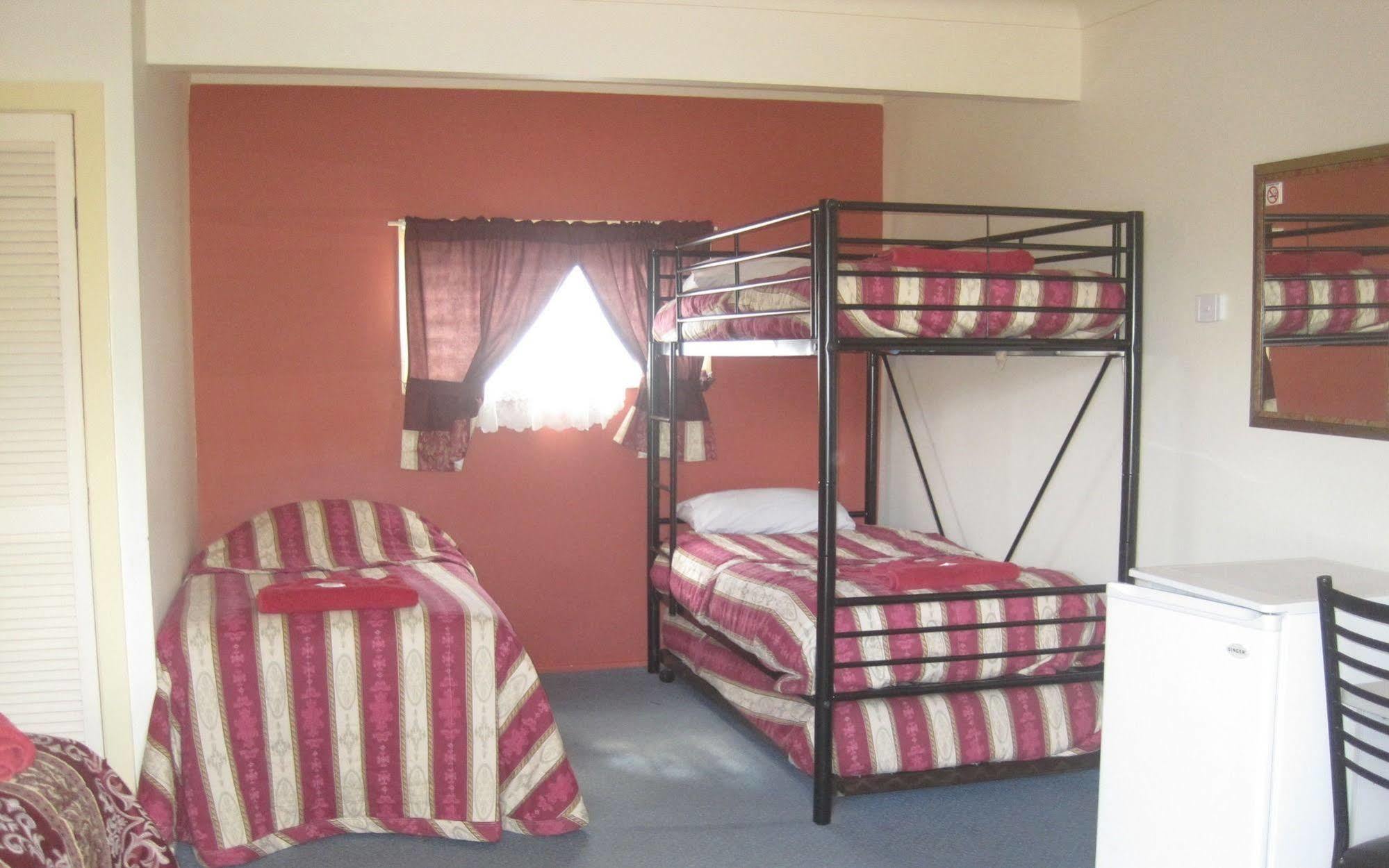 The Lady Jane Motel Bulahdelah Bagian luar foto